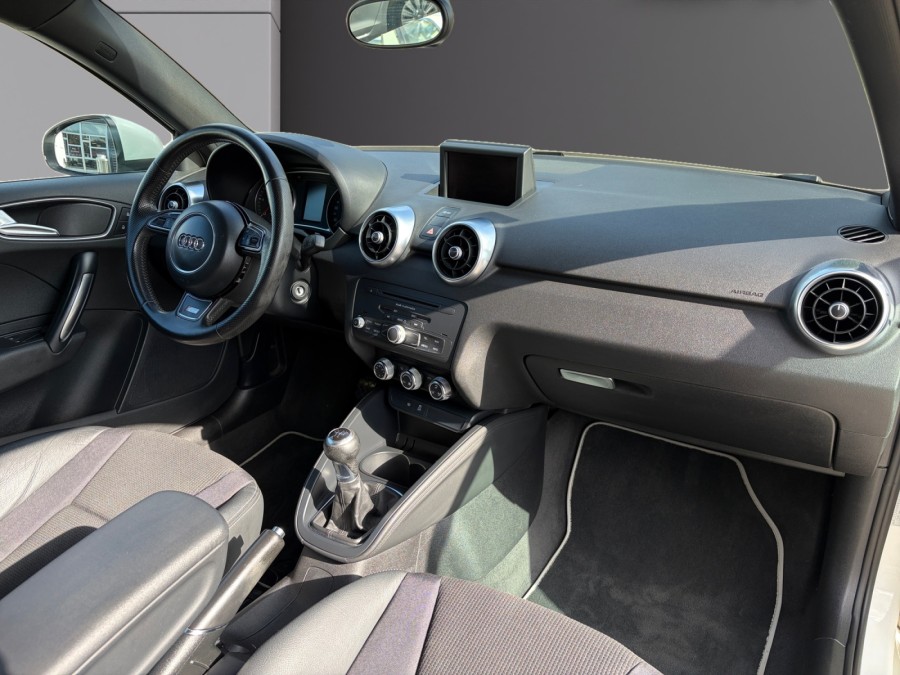 AUDI d'occasion A1 1.6 TDI 105 S LINE de 2011 Saint Omer (62)﻿