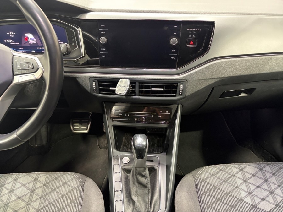 VOLKSWAGEN d'occasion TAIGO 1 TSI 110 R LINE DSG AUTO de 2023 Lyon