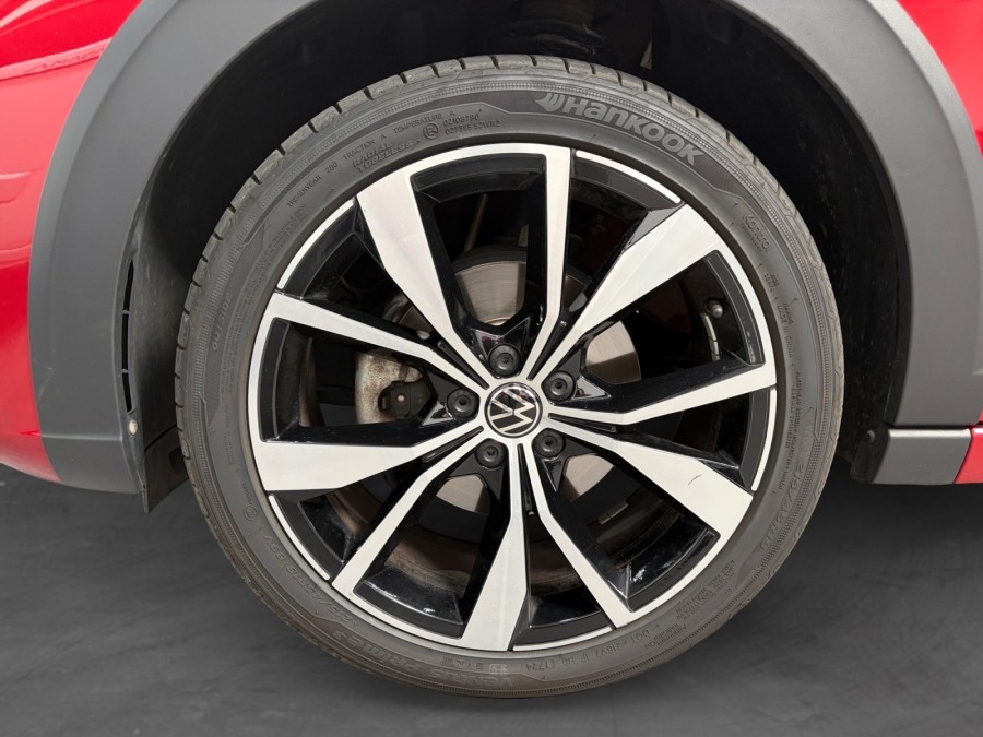 VOLKSWAGEN d'occasion TAIGO 1 TSI 110 R LINE DSG AUTO de 2023 Lyon