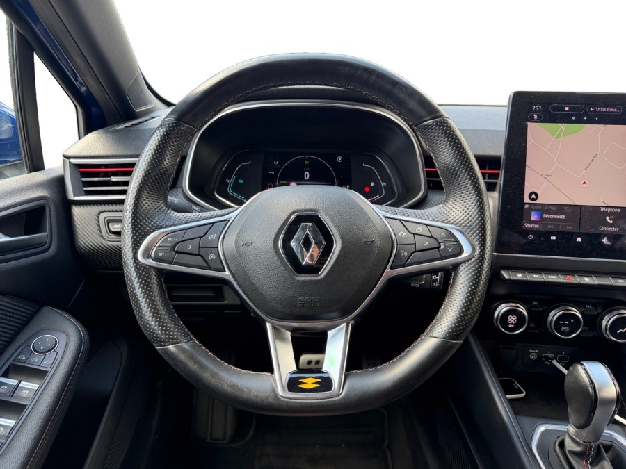 RENAULT d'occasion CLIO 1.6 E-TECH 145 RS LINE de 2021 Saint Maximin