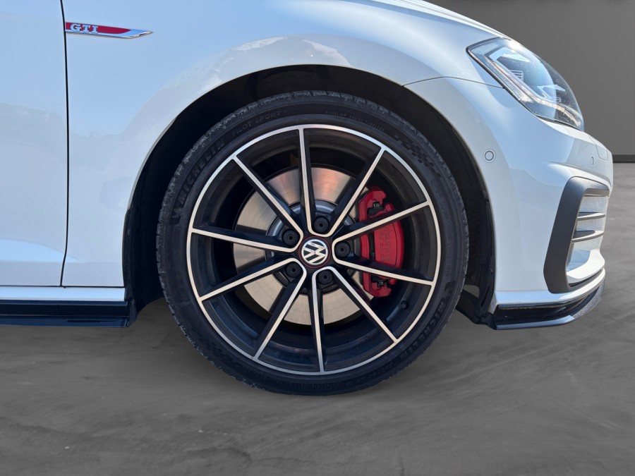 VOLKSWAGEN d'occasion GOLF 2.0 TSI 290 GTI TCR de 2019 Saint Omer