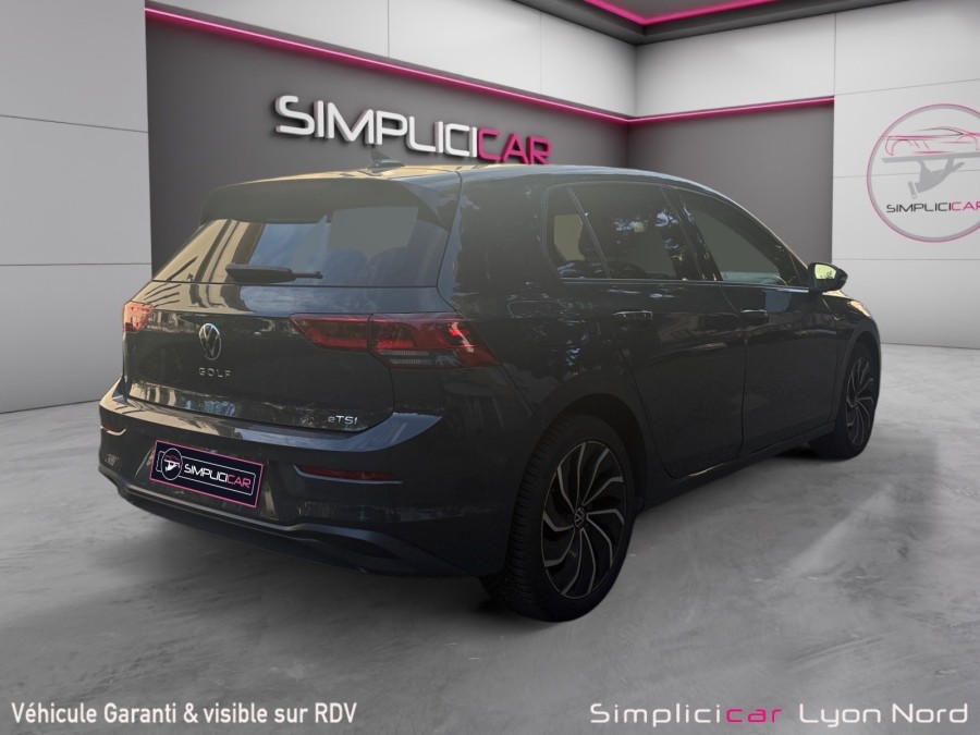 VOLKSWAGEN d'occasion GOLF 1.0 E-TSI OPF 110 LIFE 1ST DSG de 2022