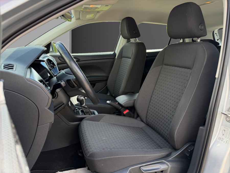 VOLKSWAGEN d'occasion T-CROSS 1.0 TSI 110 LIFE PLUS DSG de 2022 Lyon