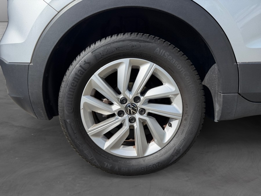 VOLKSWAGEN d'occasion T-CROSS 1.0 TSI 110 LIFE PLUS DSG de 2022 Lyon