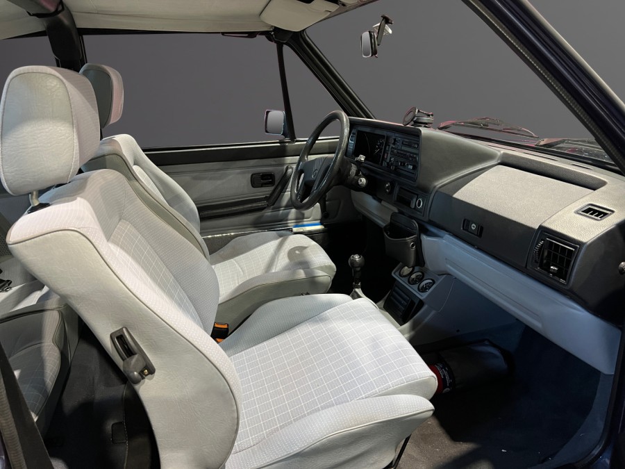 VOLKSWAGEN d'occasion GOLF CLASSIC de 1990 Fontainebleau (77)﻿