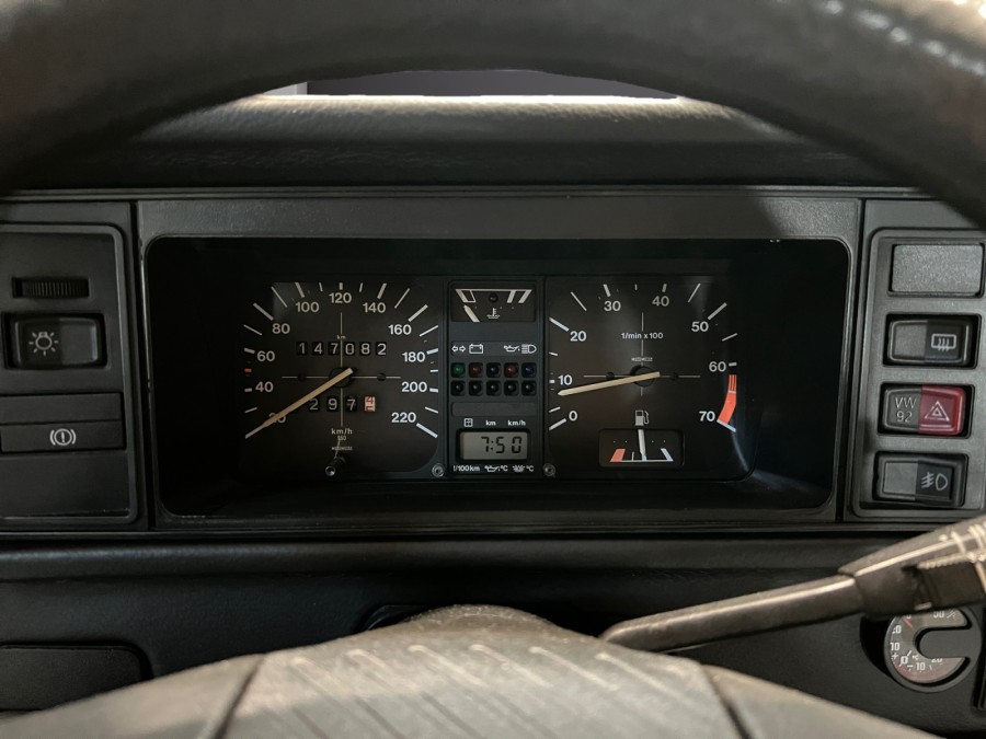 VOLKSWAGEN d'occasion GOLF CLASSIC de 1990 Fontainebleau (77)﻿