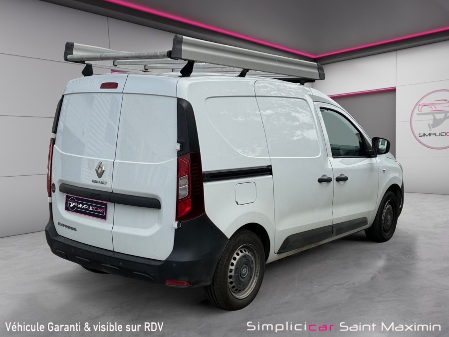 RENAULT d'occasion EXPRESS VAN 1.5 BLUE DCI 95 ECO CONFORT de 2021