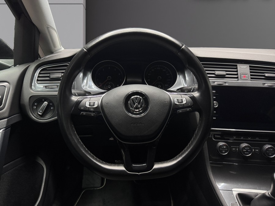 VOLKSWAGEN d'occasion GOLF 1.5 TSI EVO 150 CARAT de 2018 Pau (64)﻿