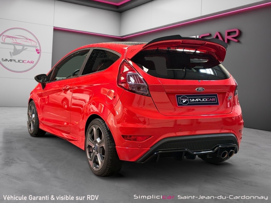 FORD d'occasion FIESTA 1.6 182 ECOBOOST ST de 2016 St Jean du