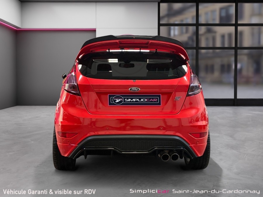 FORD d'occasion FIESTA 1.6 182 ECOBOOST ST de 2016 St Jean du