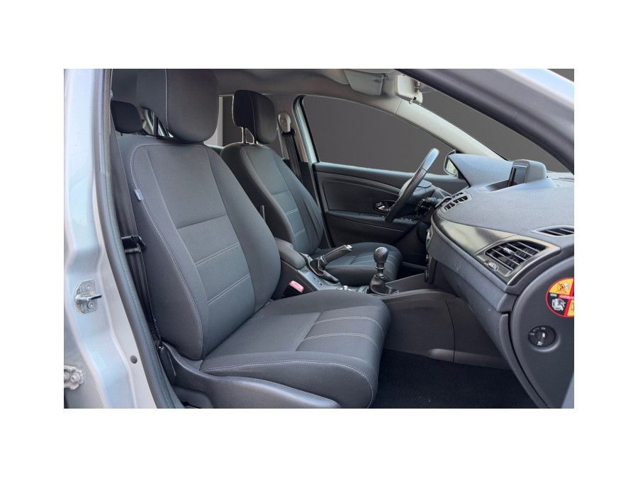 RENAULT d'occasion MEGANE TCE 115 LIMITED de 2014 Lyon Nord (69)﻿