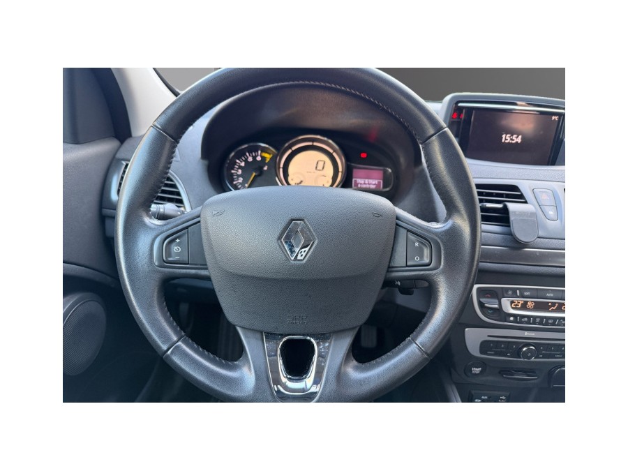 RENAULT d'occasion MEGANE TCE 115 LIMITED de 2014 Lyon Nord (69)﻿