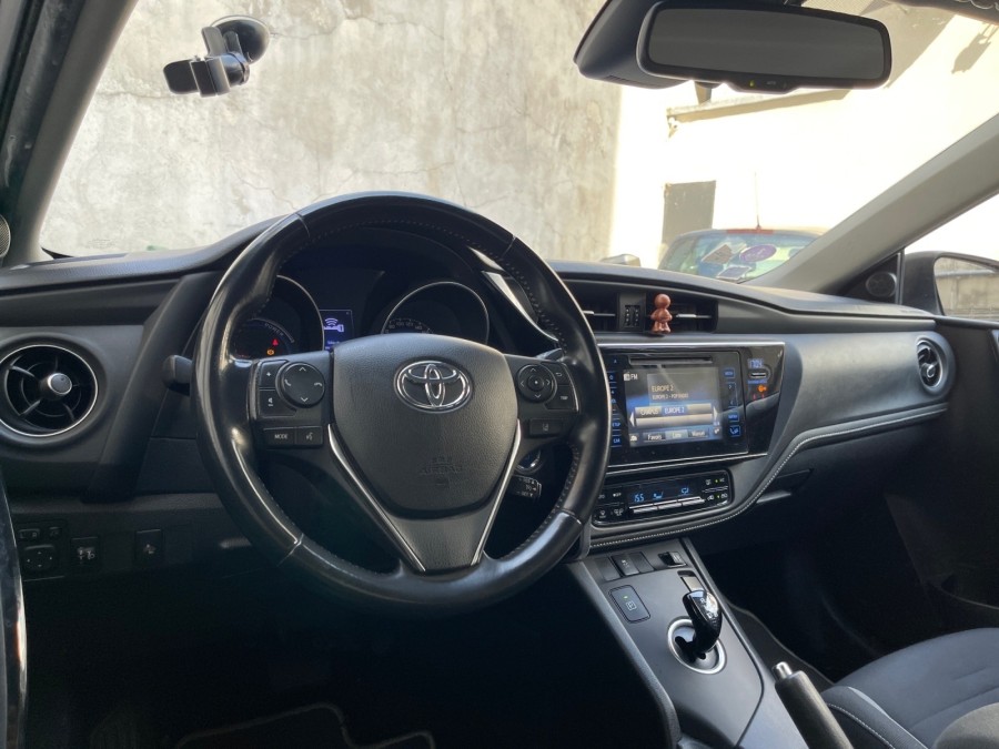 TOYOTA d'occasion AURIS BREAK TS 136H FREESTYLE de 2018 Le Raincy