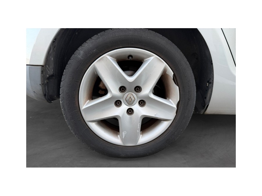 RENAULT d'occasion MEGANE TCE 115 LIMITED de 2014 Lyon Nord (69)﻿