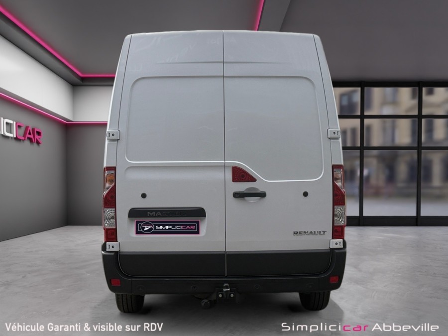 RENAULT d'occasion MASTER F3300 L2H2 DCI 135 GRAND CONFORT de 2023