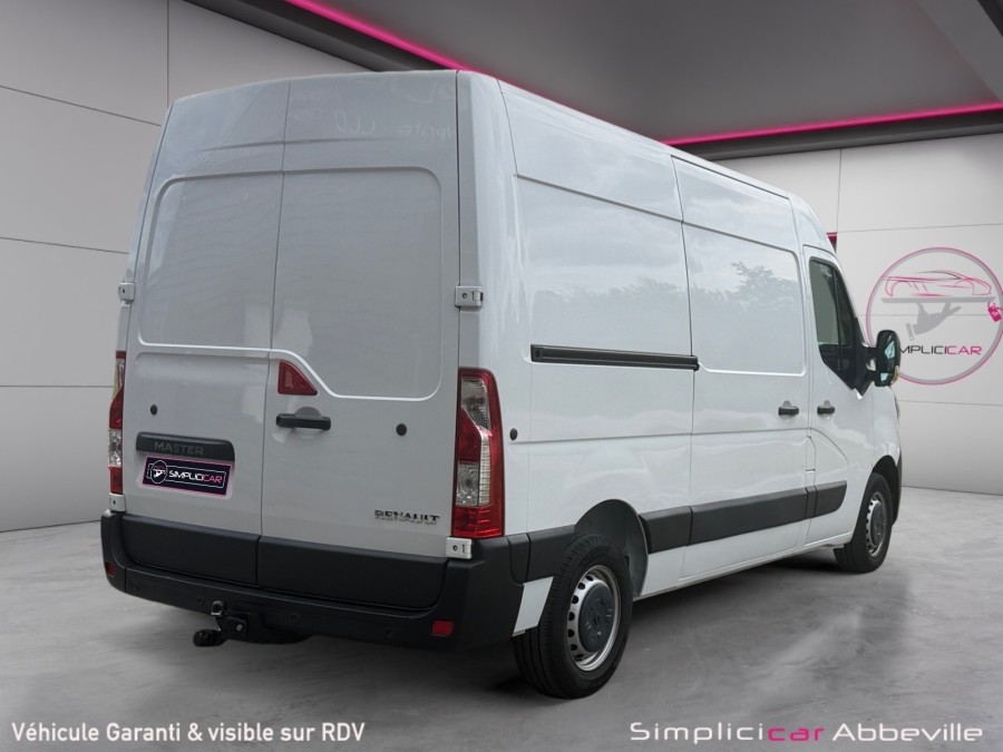RENAULT d'occasion MASTER F3300 L2H2 DCI 135 GRAND CONFORT de 2023