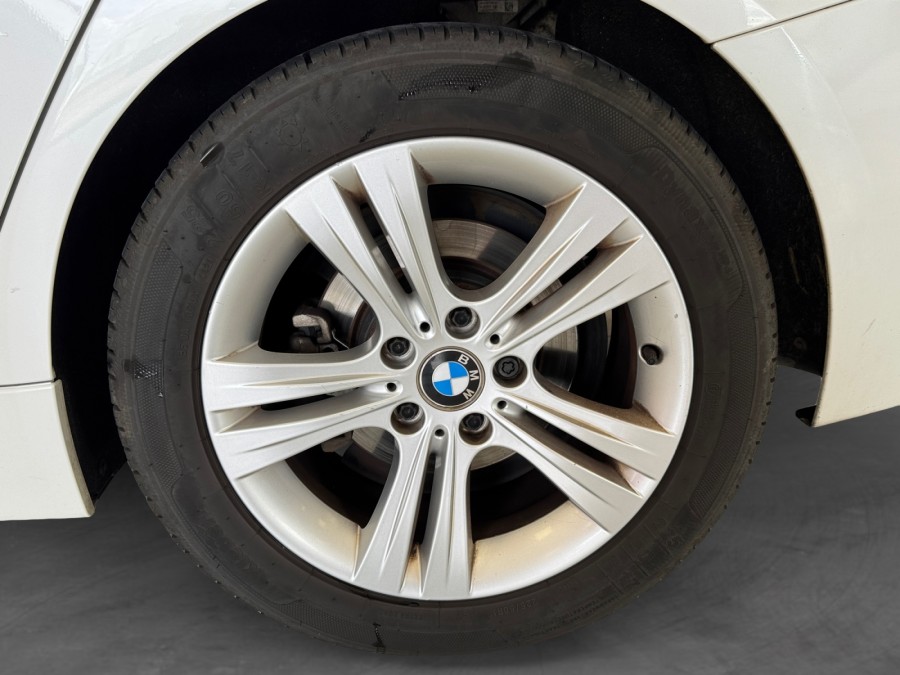 BMW d'occasion 318 2 D 143 XDRIVE TOURING BUSINESS de 2013 Amiens