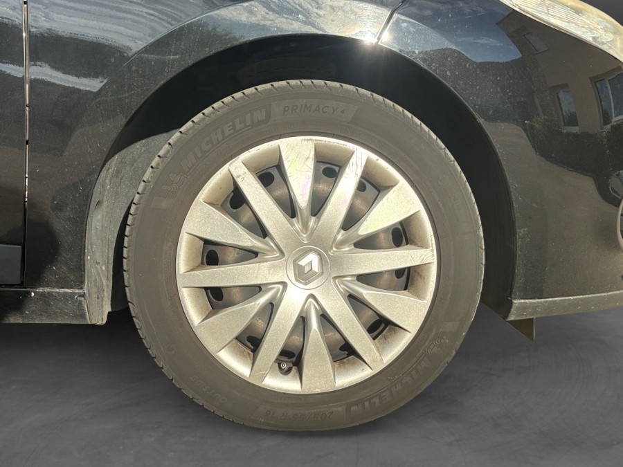 RENAULT d'occasion MEGANE 1.5 DCI 90 PEPITE de 2010 Méry Sur Oise