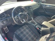 VOLKSWAGEN d'occasion GOLF VII 2 TSI 220 GTI DSG6 AUTO de 2016 Royan