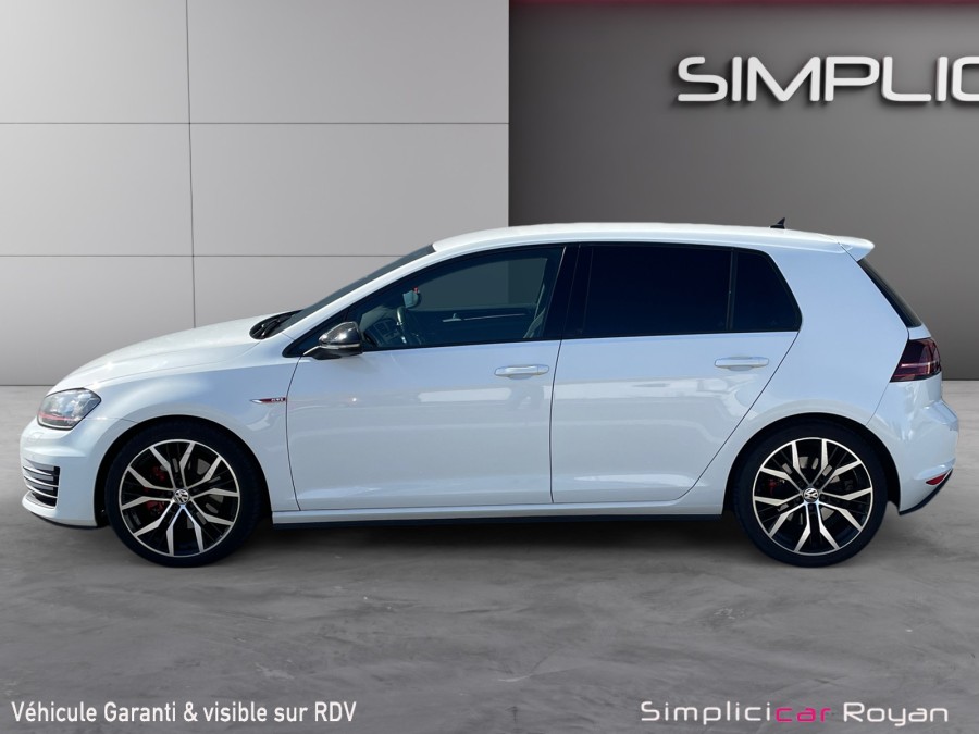 VOLKSWAGEN d'occasion GOLF VII 2 TSI 220 GTI DSG6 AUTO de 2016 Royan