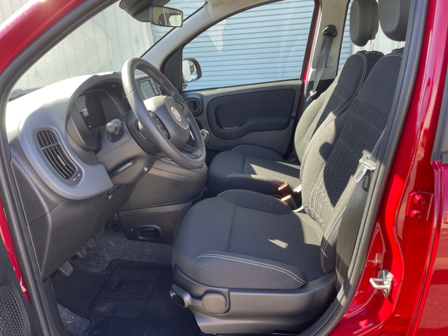 FIAT d'occasion PANDA CLASSIC 1.0 BSG 70 HYBRID ICONE de 2026 Royan