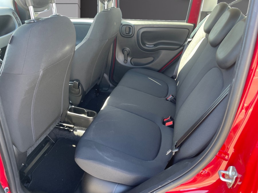 FIAT d'occasion PANDA CLASSIC 1.0 BSG 70 HYBRID ICONE de 2026 Royan