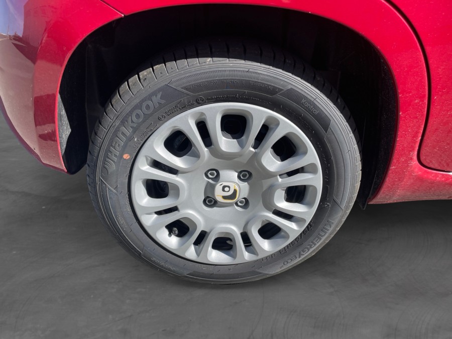 FIAT d'occasion PANDA CLASSIC 1.0 BSG 70 HYBRID ICONE de 2026 Royan