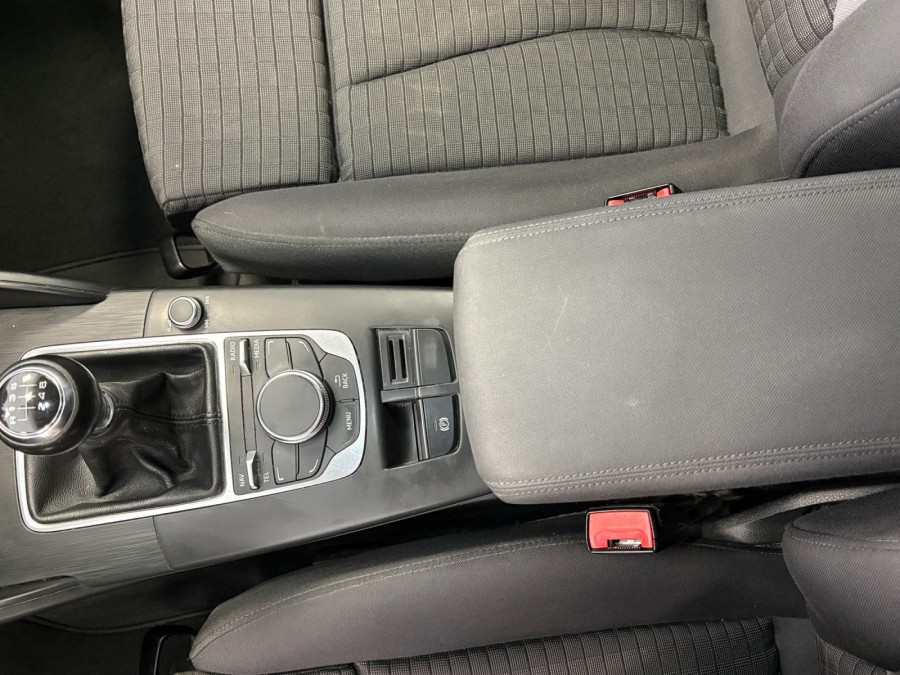 AUDI d'occasion A3 1.6 TDI 105 S LINE de 2014 Amiens (80)﻿