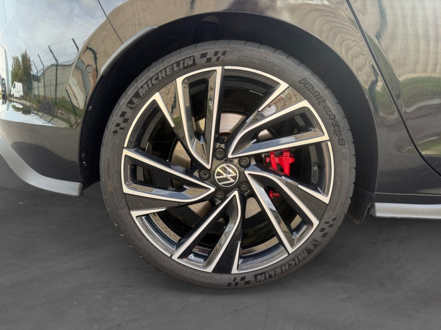 VOLKSWAGEN d'occasion GOLF 2.0 TSI 245 GTI DSG de 2023 Arras (62)﻿