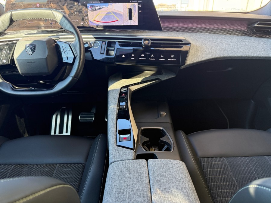 PEUGEOT d'occasion 5008 III 1.2 HYBRID 145 GT E-DCS de 2025 Vauvert