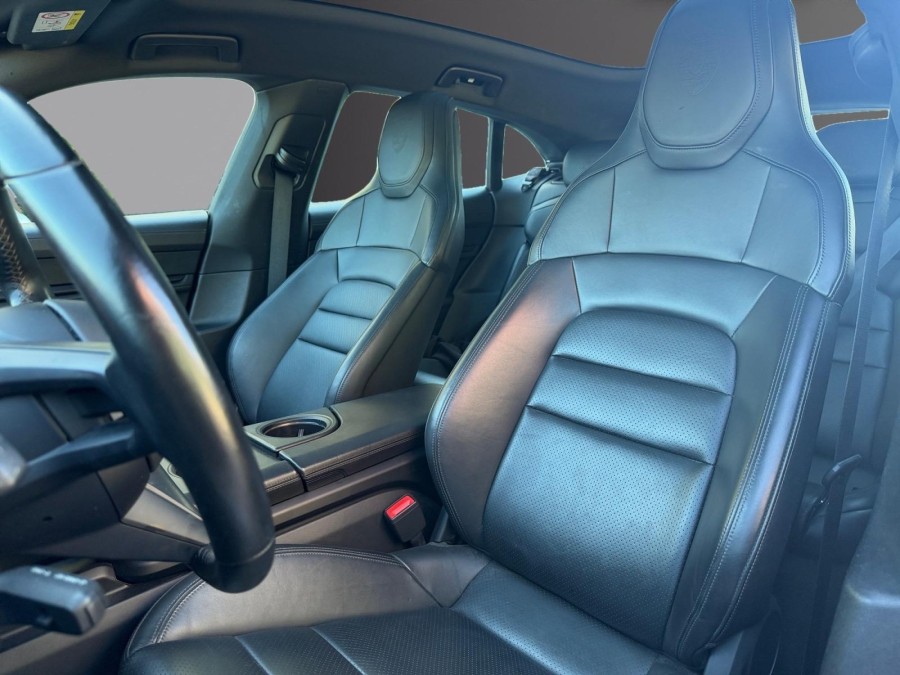 PORSCHE d'occasion TAYCAN cross turismo de 2023 Nice (06)﻿