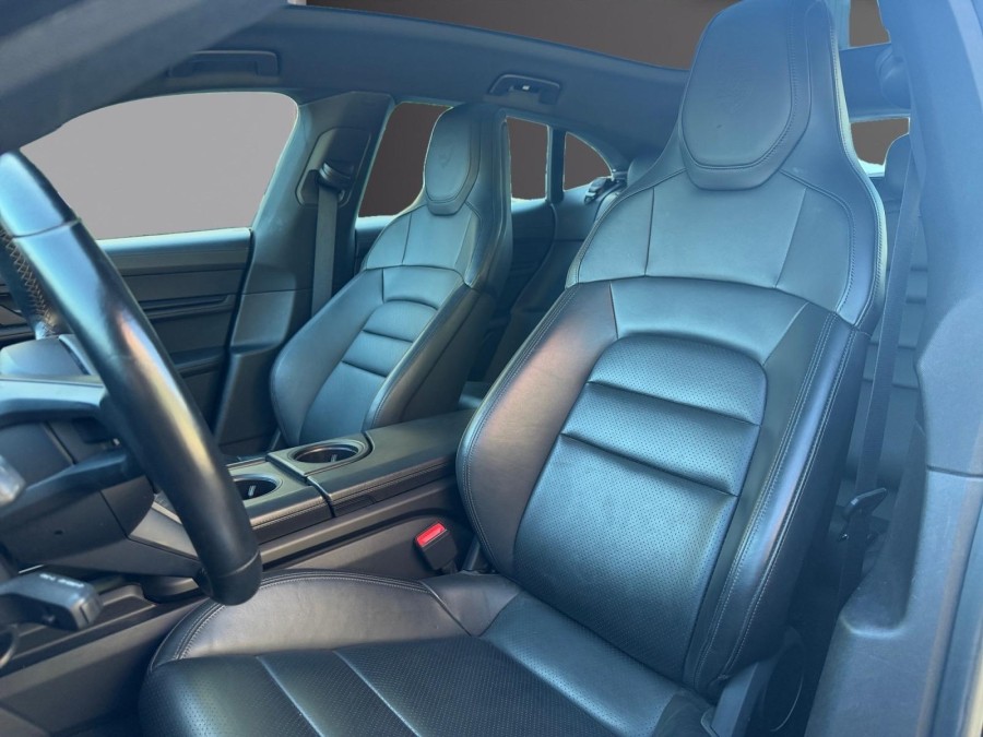 PORSCHE d'occasion TAYCAN cross turismo de 2023 Nice (06)﻿