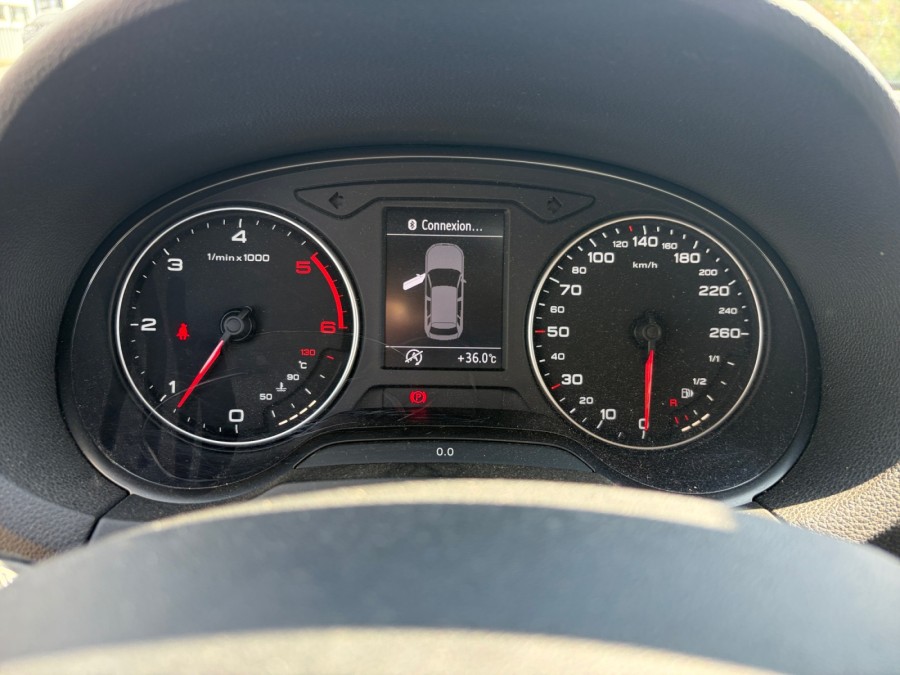 AUDI d'occasion A3 A3 Sportback 1.6 TDI 110 Ambiente de 2014 Saint