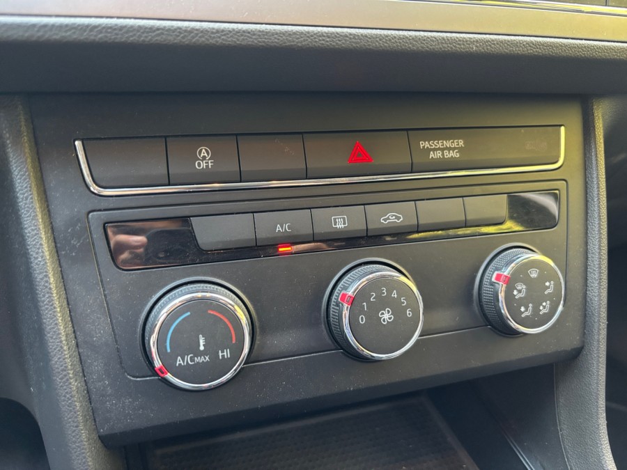 SEAT d'occasion LEON III ST 1.6 TDI 115 STYLE DSG7 de 2019 Vienne