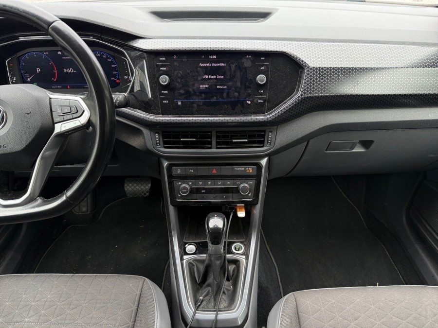 VOLKSWAGEN d'occasion T-CROSS 1 TSI 115 LOUNGE DSG AUTO de 2019