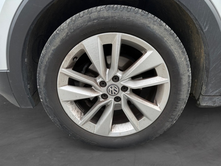 VOLKSWAGEN d'occasion T-CROSS 1 TSI 115 LOUNGE DSG AUTO de 2019