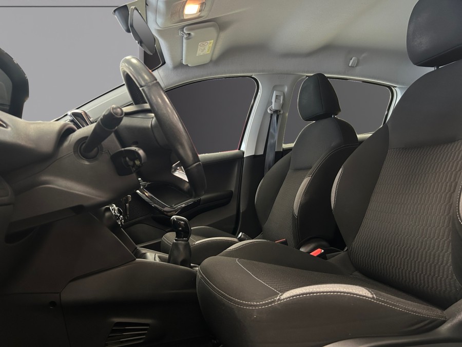 PEUGEOT d'occasion 208 PEUGEOT 208 1.0 ACTIVE 68 CV de 2015 Amiens