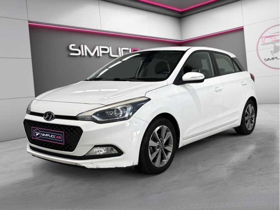 HYUNDAI d'occasion I20 1.2 MPI 84 CREATIVE de 2015 Magny-en-Vexin