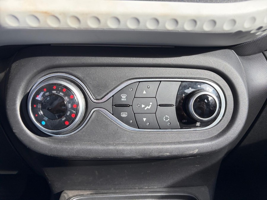 RENAULT d'occasion TWINGO III ZE ELECTRIC LIFE de 2022 Orgeval
