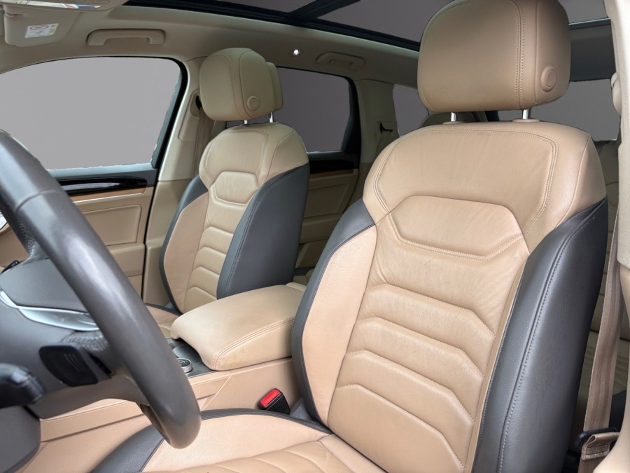 VOLKSWAGEN d'occasion TOUAREG 3 V6 TDI 286 4MOTION CARAT de 2018 Caen