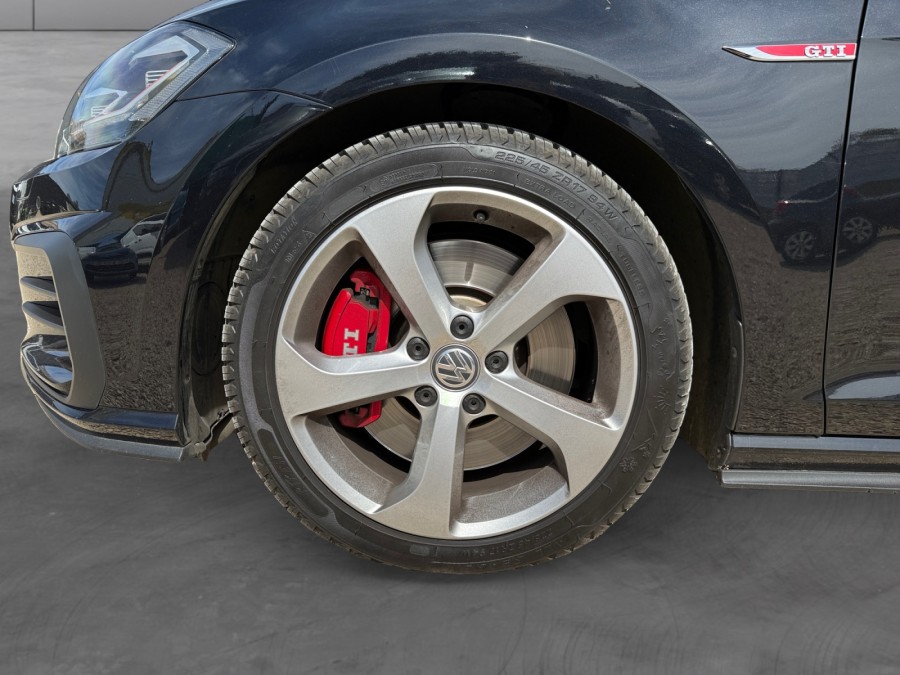 VOLKSWAGEN d'occasion GOLF VII TSI 245 GTI DSG AUTO de 2019 Dijon