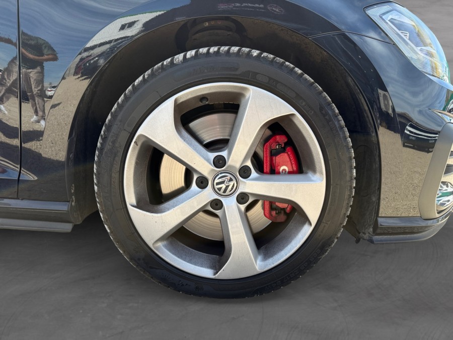 VOLKSWAGEN d'occasion GOLF VII TSI 245 GTI DSG AUTO de 2019 Dijon