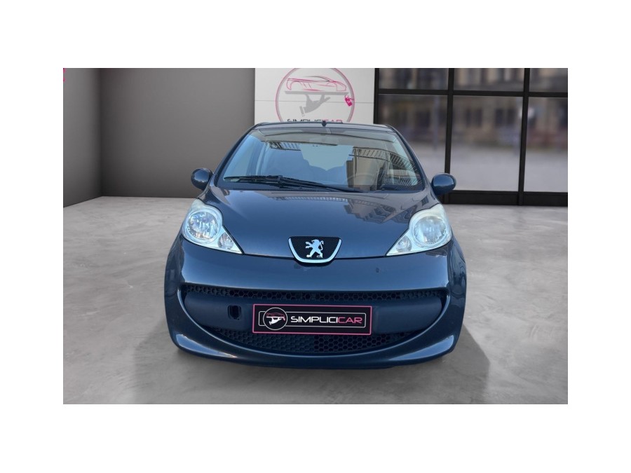 PEUGEOT d'occasion 107 1.0e 12V 68ch 2-Tronic Trendy de 2007 Nice