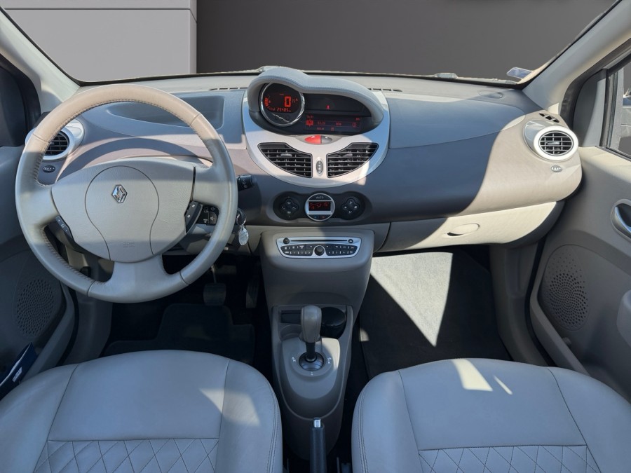 RENAULT d'occasion TWINGO 1.2 16v 75ch Initiale BVR de 2012 Orleans