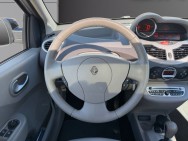 RENAULT d'occasion TWINGO 1.2 16v 75ch Initiale BVR de 2012 Orleans