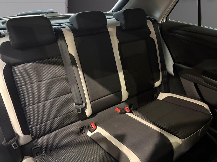 VOLKSWAGEN d'occasion T-ROC 1.5 TSI EVO 150 CARAT de 2021
