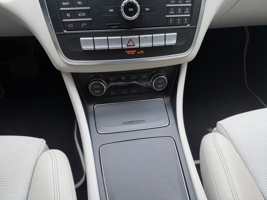 MERCEDES d'occasion GLA 200 SENSATION AUTO de 2017 Paris 15 (75)﻿