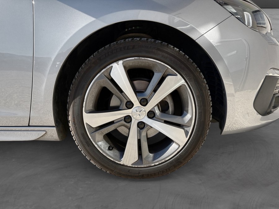 PEUGEOT d'occasion 308 II GT Line 130Ch EAT8 de 2019 Poitiers (86)﻿