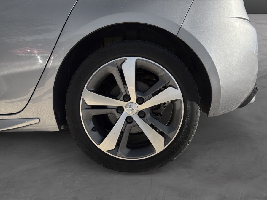 PEUGEOT d'occasion 308 II GT Line 130Ch EAT8 de 2019 Poitiers (86)﻿