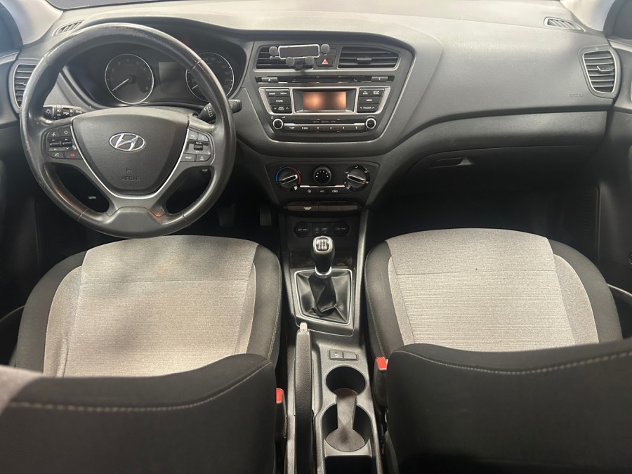 HYUNDAI d'occasion I20 HYUNDAI I20 1.2 MPI 84 INTUITIVE de 2016